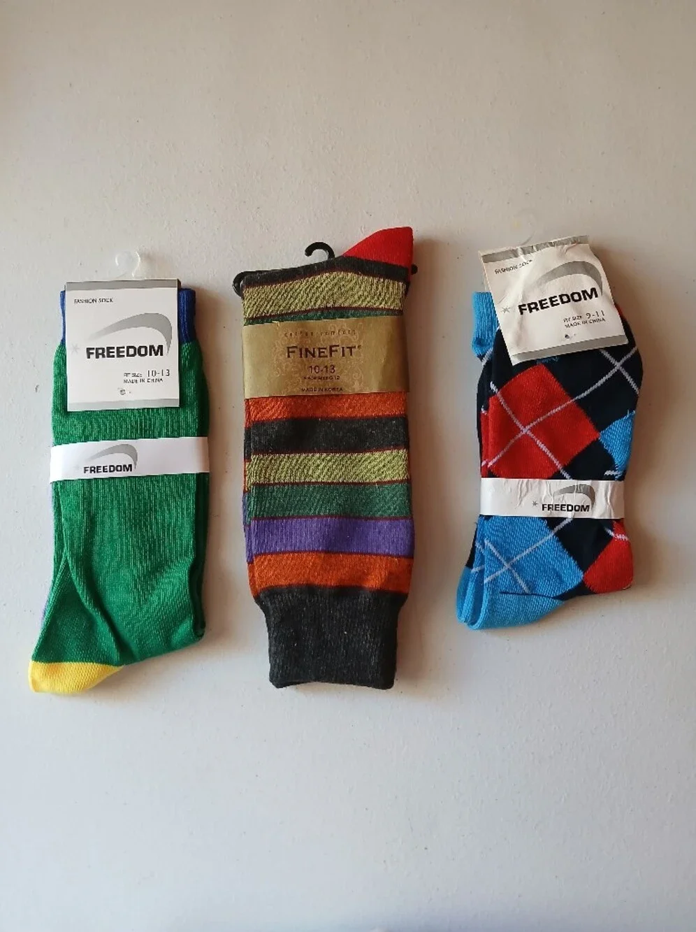 Men's Argyle and Stripe Crew Socks - Red, Blue, Green ( Bag B )